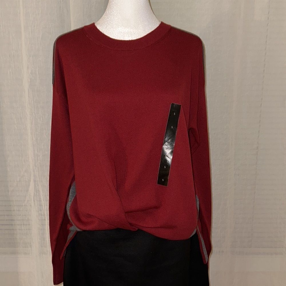BR S Oversized Red Parrot Gray Stripe Detail Cotton Pullover Crewneck Sweater